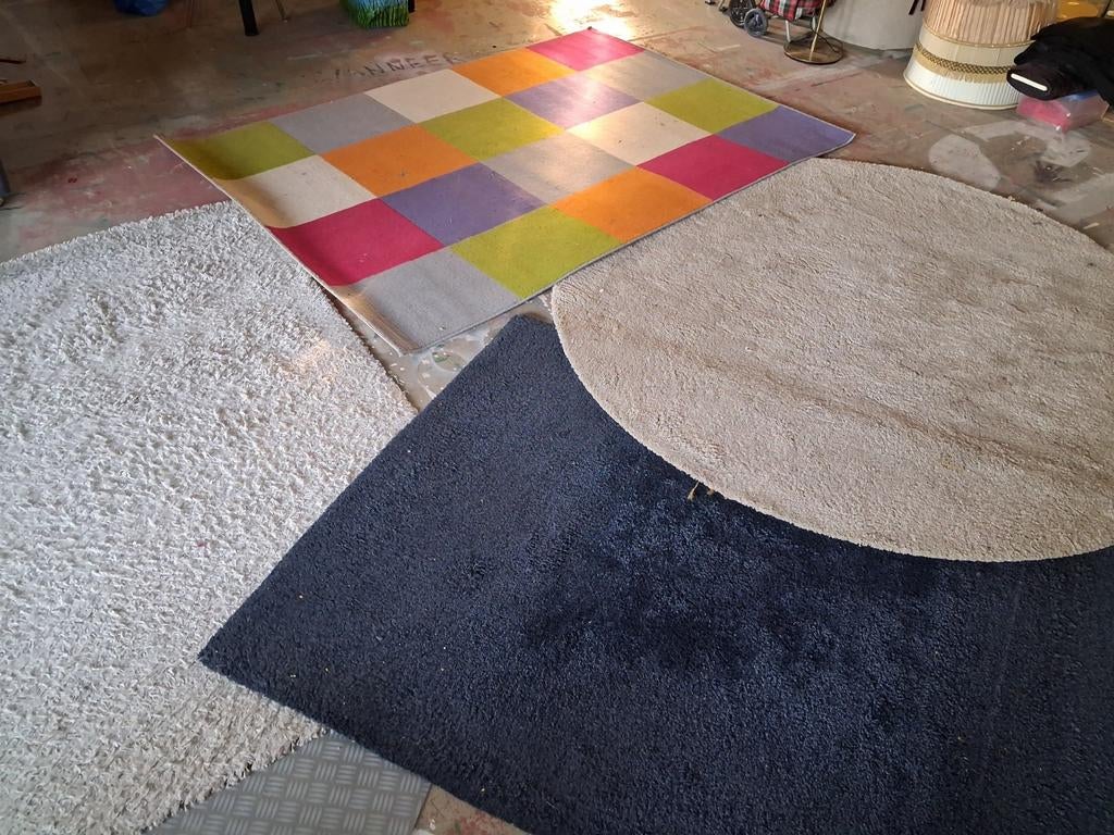 4 goedkope vloerkleden, Ophalen, Gebruikt, Rechthoekig, 200 cm of meer