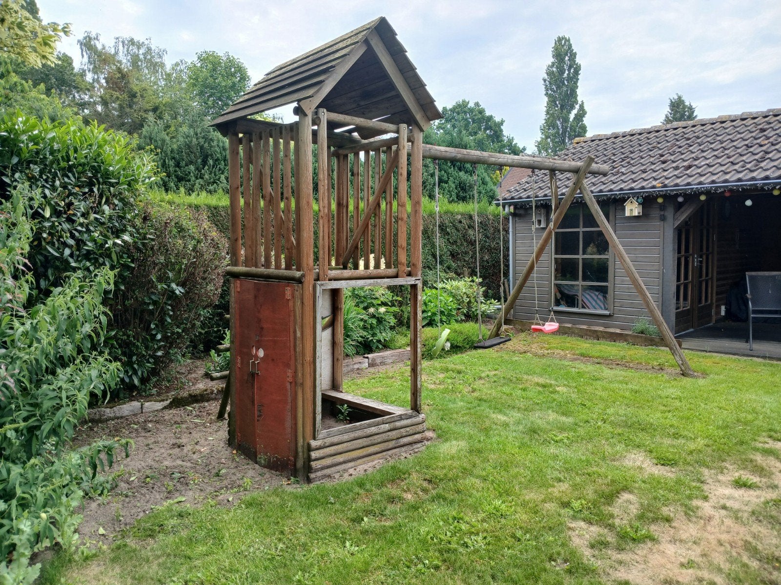 Houten speeltoestel met schommel en klimtoren, Ophalen, Gebruikt, Schommel