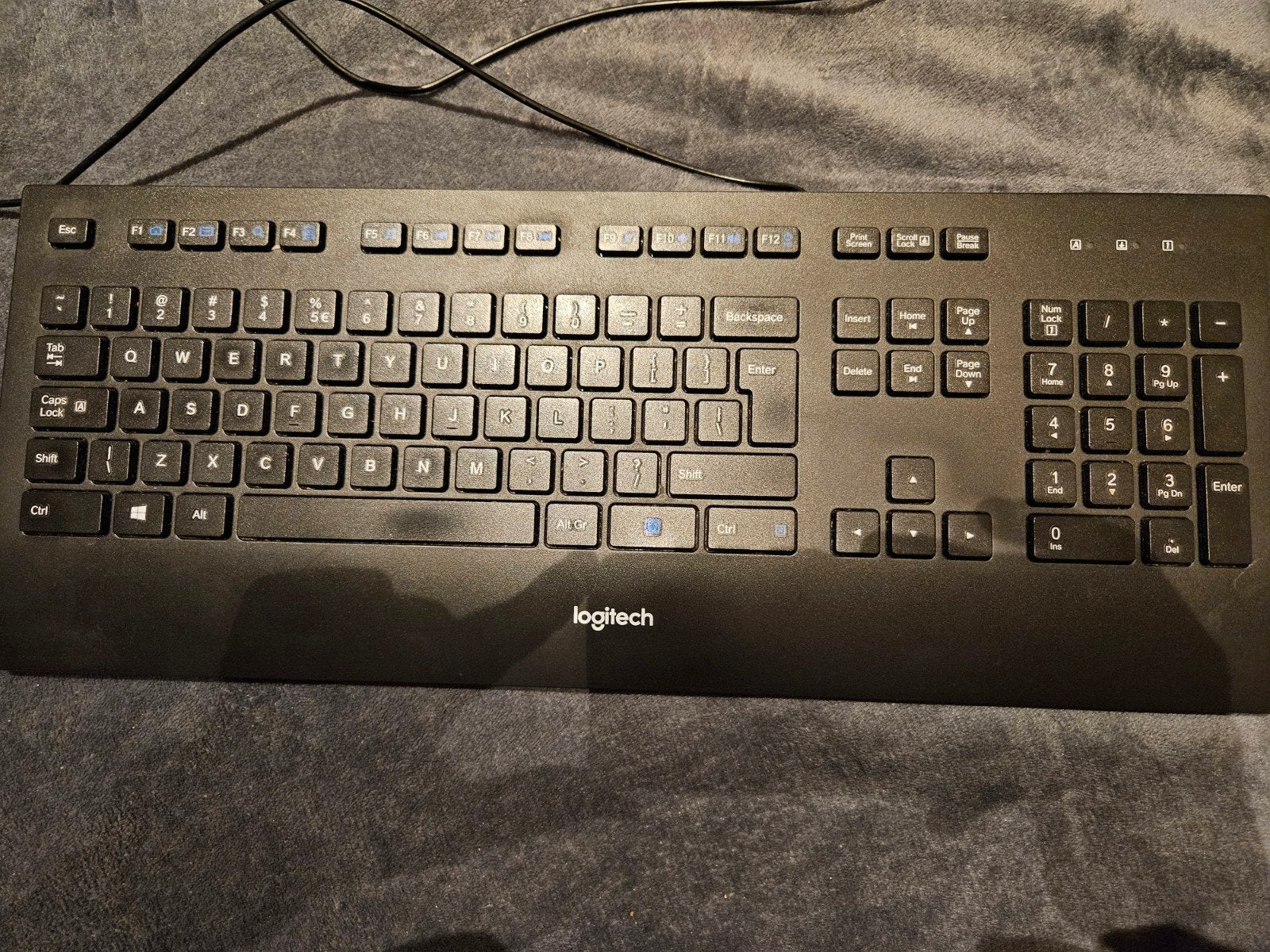 Logitech K280e Bedraad Toetsenbord - Qwerty, Computers en Software, Toetsenborden, Gebruikt, Qwerty, Bedraad, Multimediatoetsen