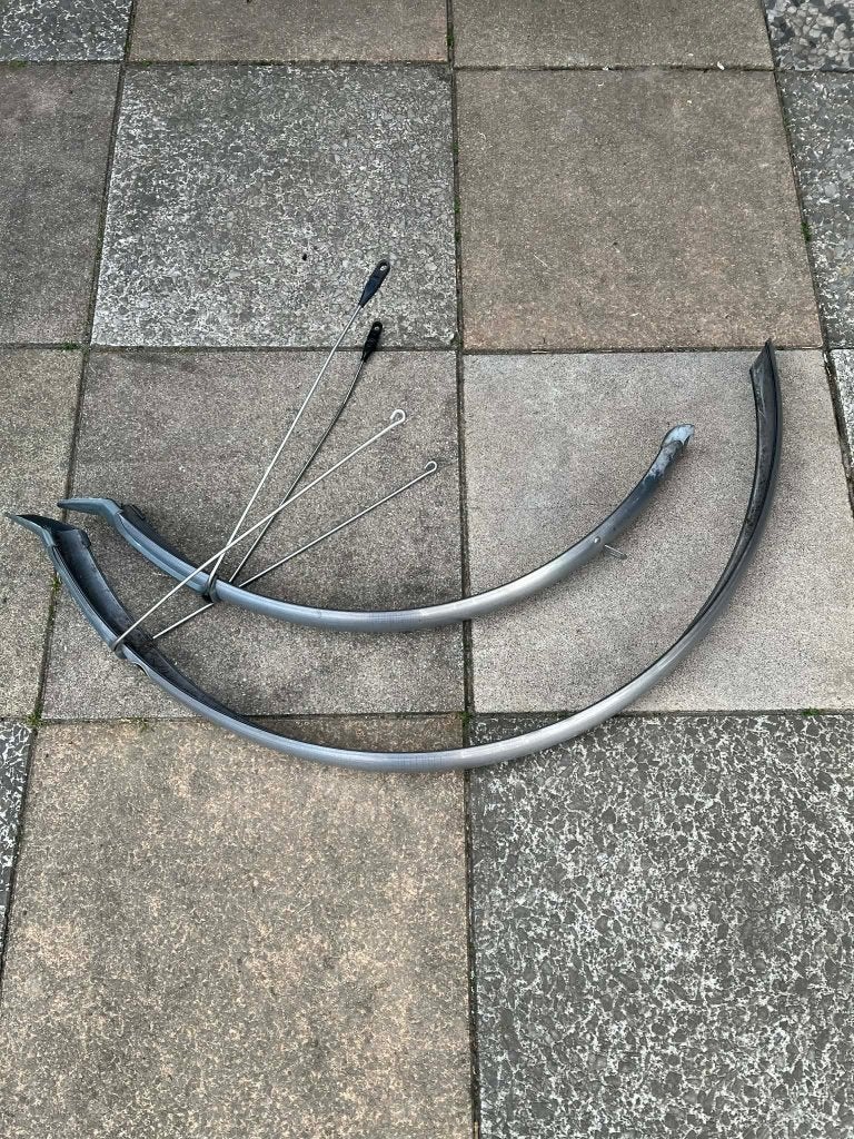 Voor en achterspatbord voor 28 inch fiets, Fietsen en Brommers, Fietsonderdelen, Ophalen of Verzenden, Zo goed als nieuw, Spatbord