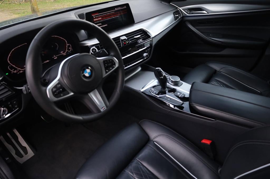 BMW 5-serie 530e xDrive iPerformance eDrive Edition Aut. | F, Auto's, BMW, Automaat, 1998 cc, Gebruikt, Bedrijf