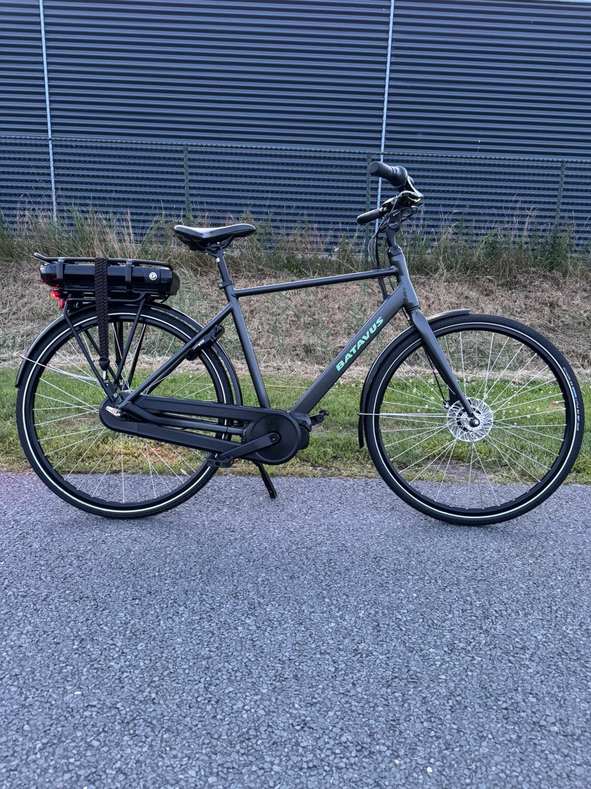 Batavus Fonk Middenmotor Elektrische fiets heren E-bike ZGAN, Ophalen, Batavus, Zo goed als nieuw, 50 km per accu of meer