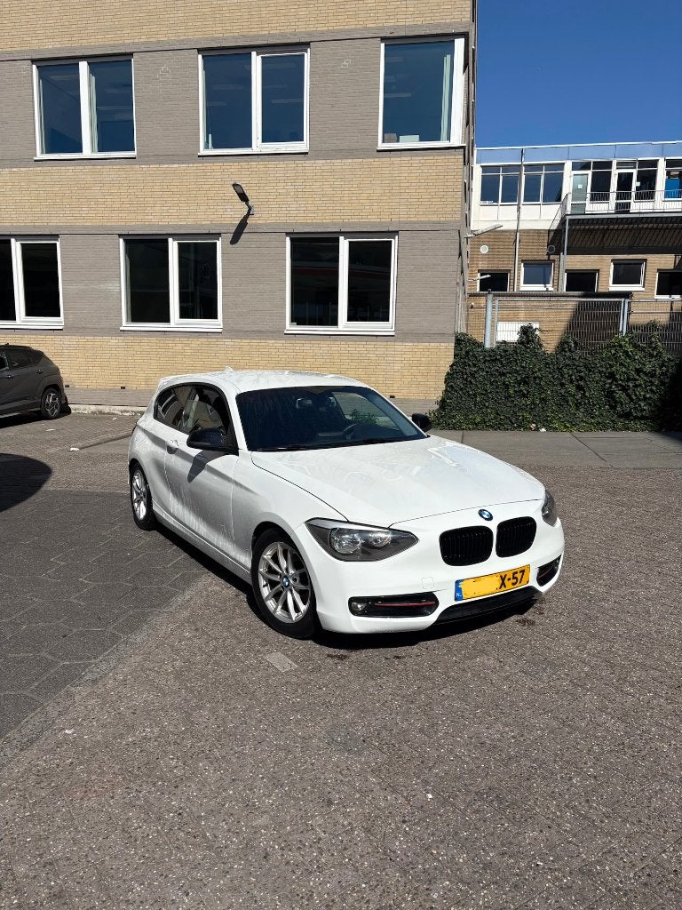 BMW 1-Serie 116I 100KW 3DR 2014 Wit, 1-Serie, 4 cilinders, Multifunctioneel stuurwiel, Wit