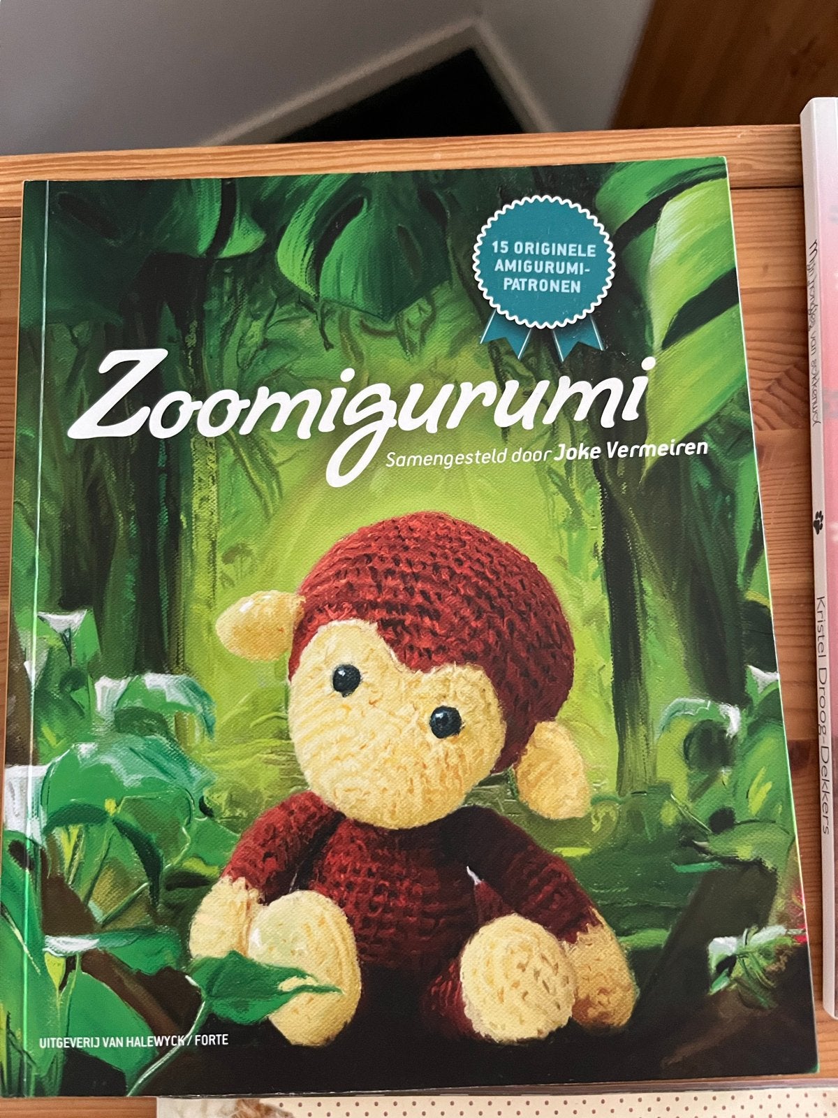 Zoomigurumi: 15 originele amigurumi-patronen, Ophalen of Verzenden, Zo goed als nieuw, Breien en Haken