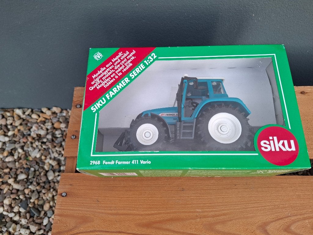Siku Fendt Farmer 411 Vario (Blauw) Nieuw, Ophalen, Nieuw, Tractor of Landbouw, SIKU
