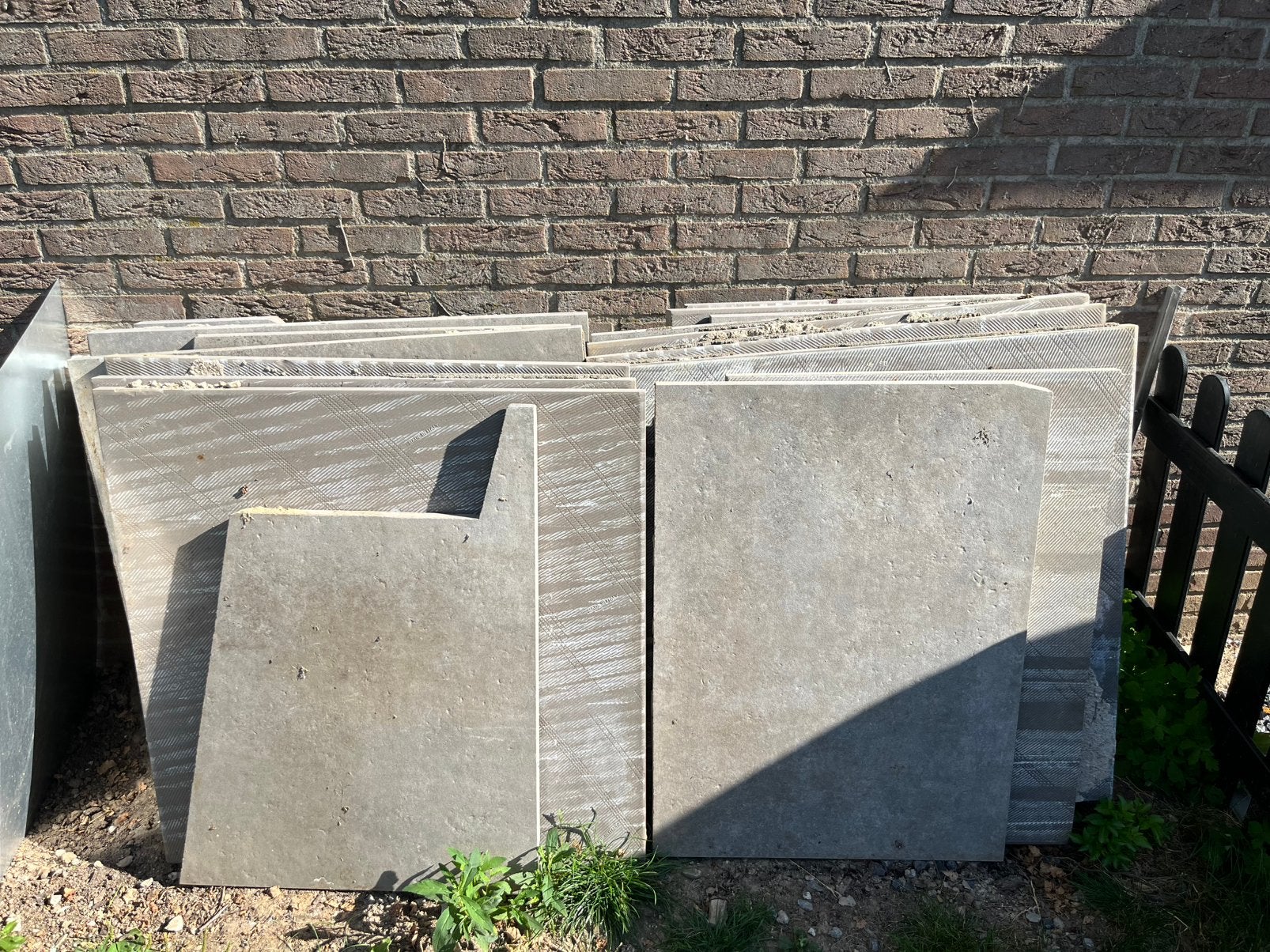 Gratis:partij  gebruikte volle ceramische tegels 90x90, Ophalen, Gebruikt, Natuursteen, Terrastegels