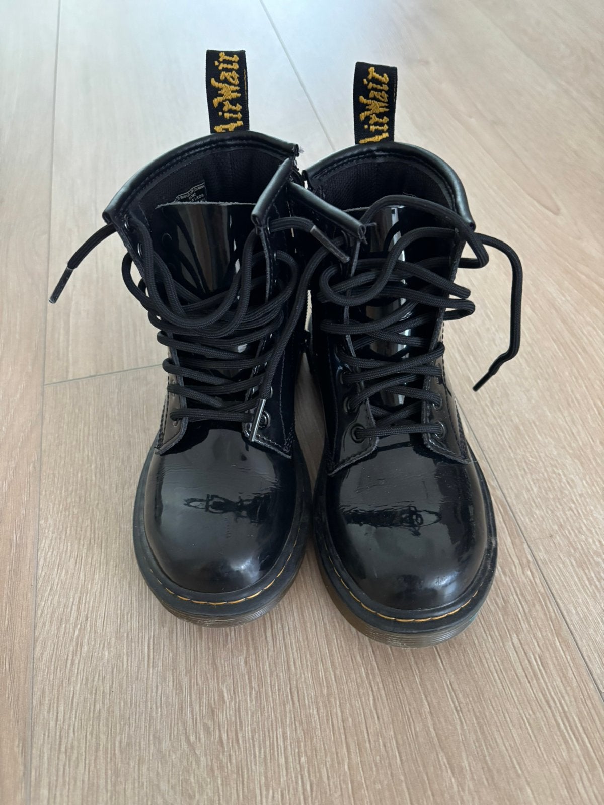 Dr Martens maat 30, Ophalen of Verzenden, Zo goed als nieuw, Meisje, Schoenen