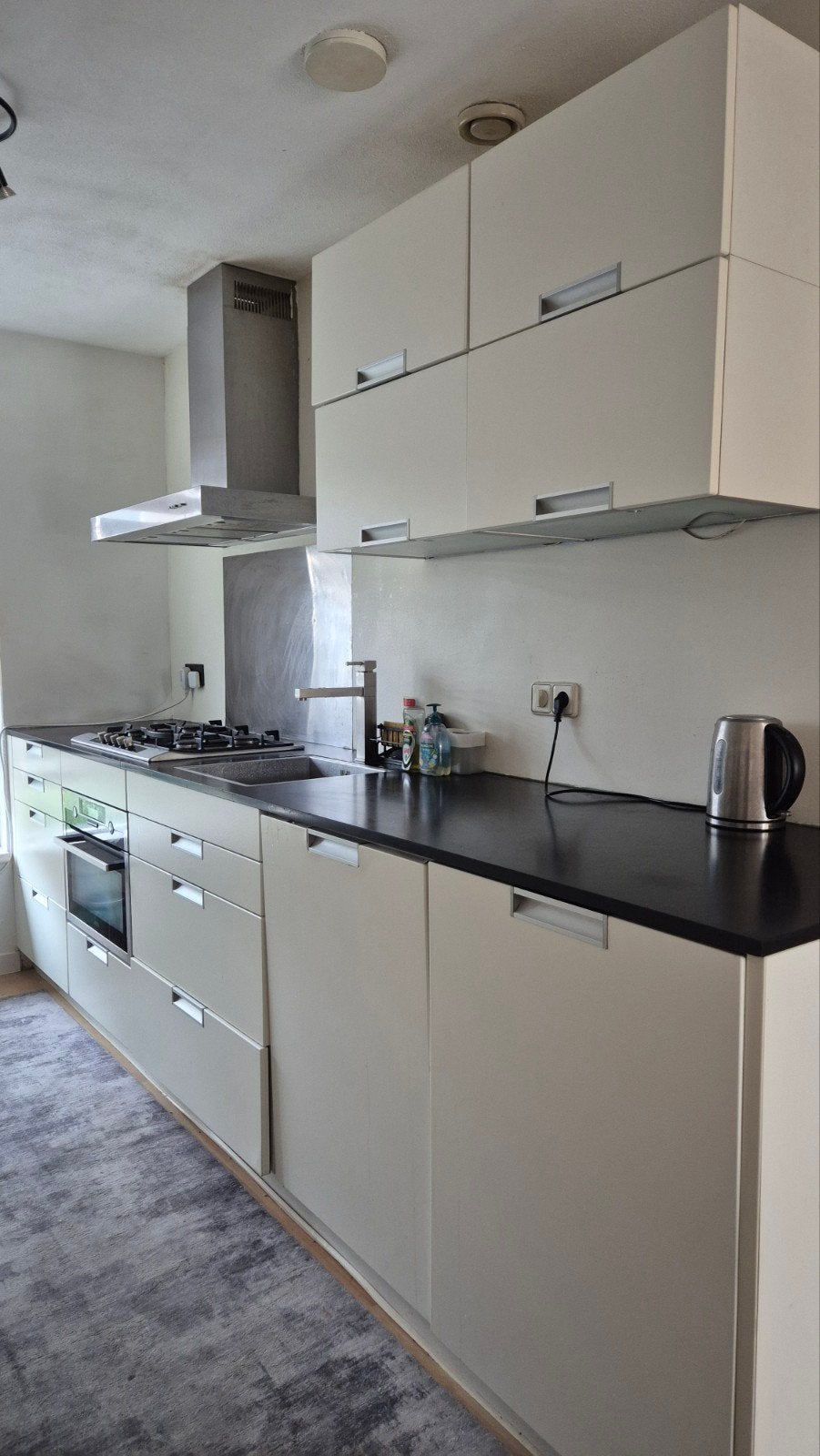 Complete keuken met Siemens en AEG apparatuur, Ophalen, Gebruikt, Wit, Enkelwandige keuken
