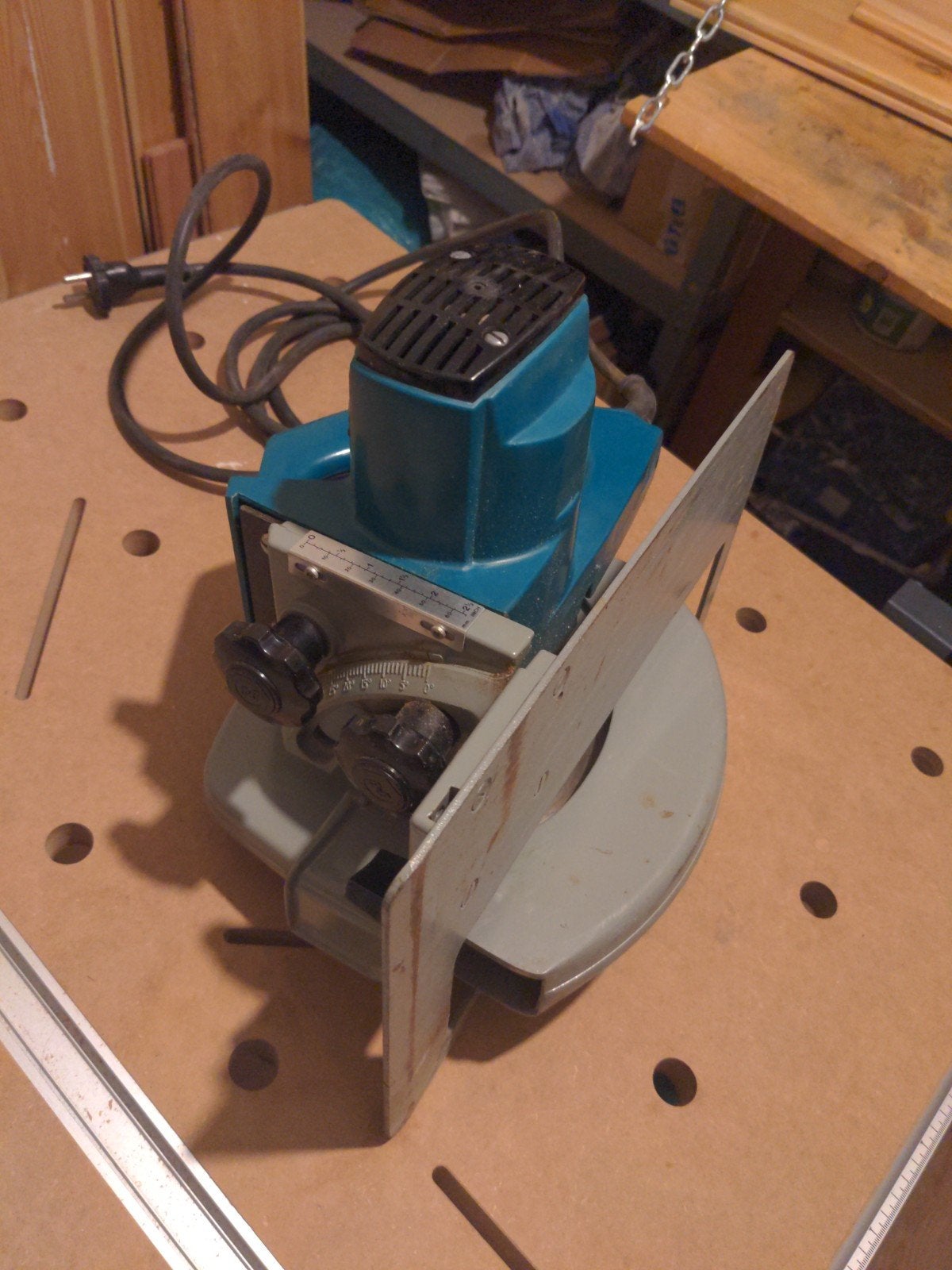 Black & Decker HD1000 Cirkelzaag - 65mm zaagdiepte, Gebruikt, Cirkelzaag, 600 tot 1200 watt, Ophalen of Verzenden