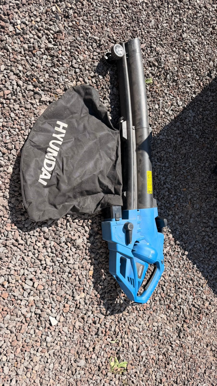 Bladblazer- zuiger 2 in 1 Hyundai, Tuin en Terras, Bladblazers, Ophalen, Zo goed als nieuw, Elektrisch, Met opvangzak