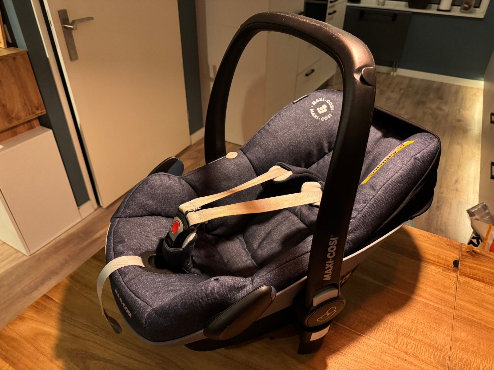 Maxi Cosi Pebble Plus, Ophalen, Autogordel, Zo goed als nieuw, 0 t/m 13 kg