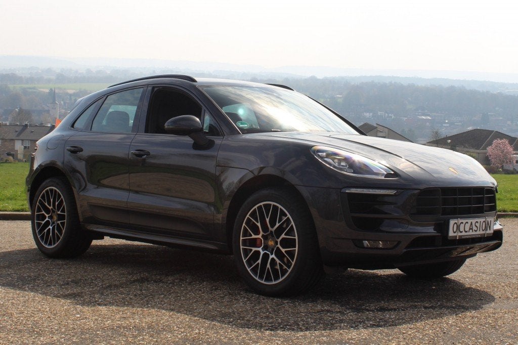 Foto 2 van Porsche MACAN 3.0 GTS Sport Chrono /Leer/ Sportuitlaat/ Trek