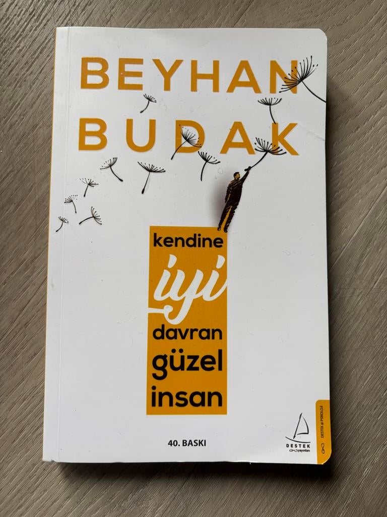 Beyhan Budak - Kendine İyi Davran Güzel İnsan, Boeken, Ophalen of Verzenden, Gelezen
