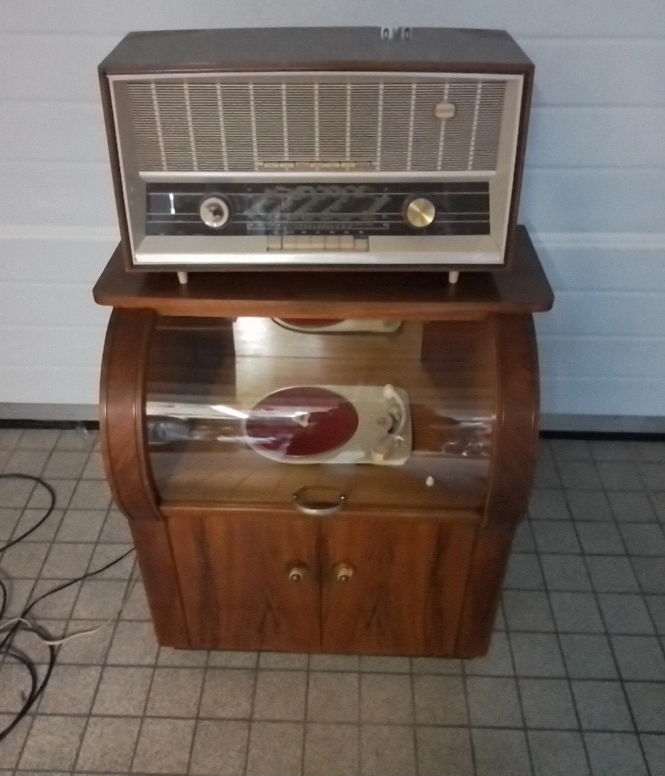 Vintage Radio-Meubel met Platenspeler Gebogen glas deur, Ophalen