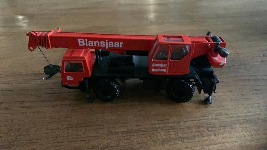 Liebherr LTM 1025, Hobby en Vrije tijd, Modelauto's | 1:50, Ophalen of Verzenden, Zo goed als nieuw, Hijskraan, Tractor of Landbouw