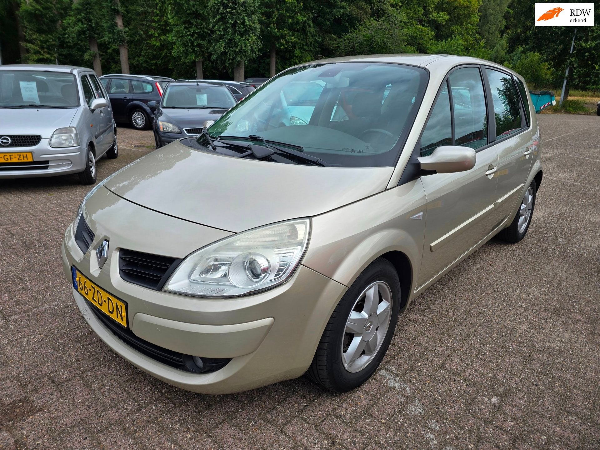 Renault Scénic 2.0-16V Business Line Airco, Trekhaak, Auto's, Renault, 1998 cc, 135 pk, Gebruikt, 4 cilinders