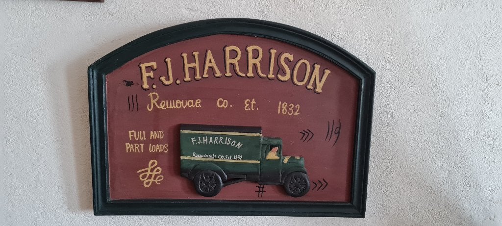 vintage mancave bord van hout, Ophalen, Gebruikt