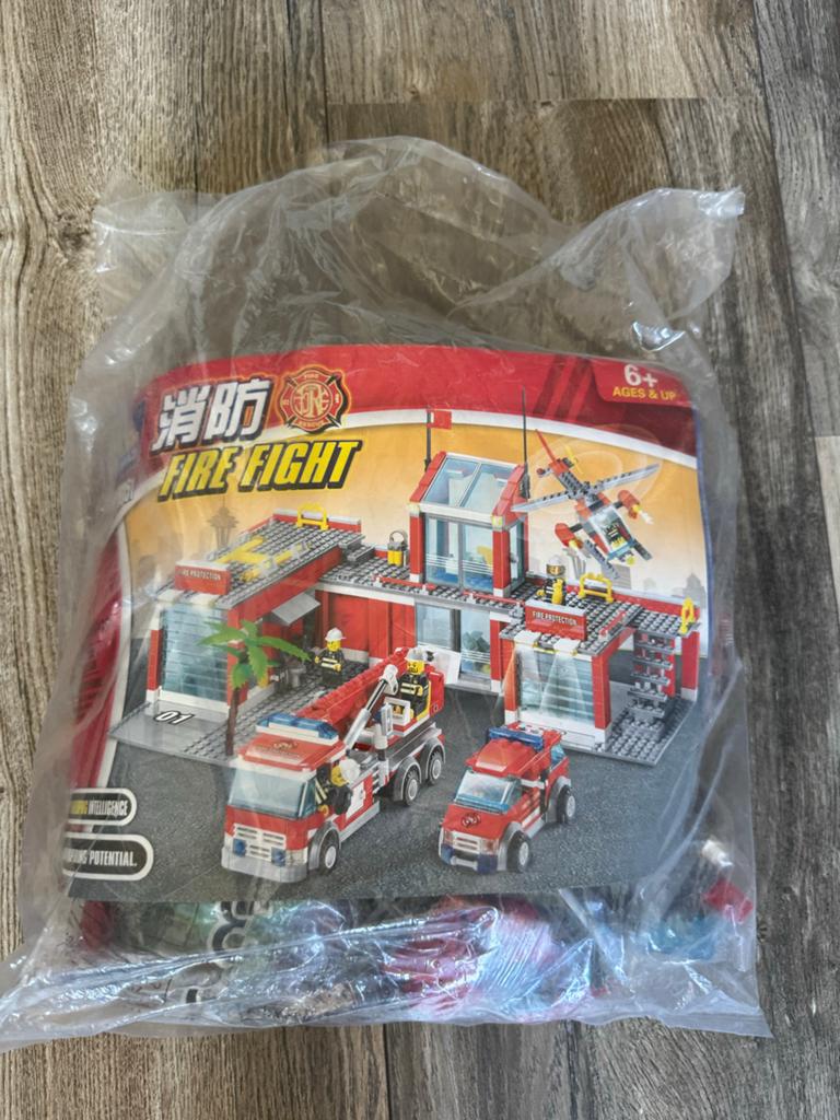 Nieuwe brandweerkazerne bouwset (geen LEGO), City, Nieuw, Ophalen of Verzenden, Complete set