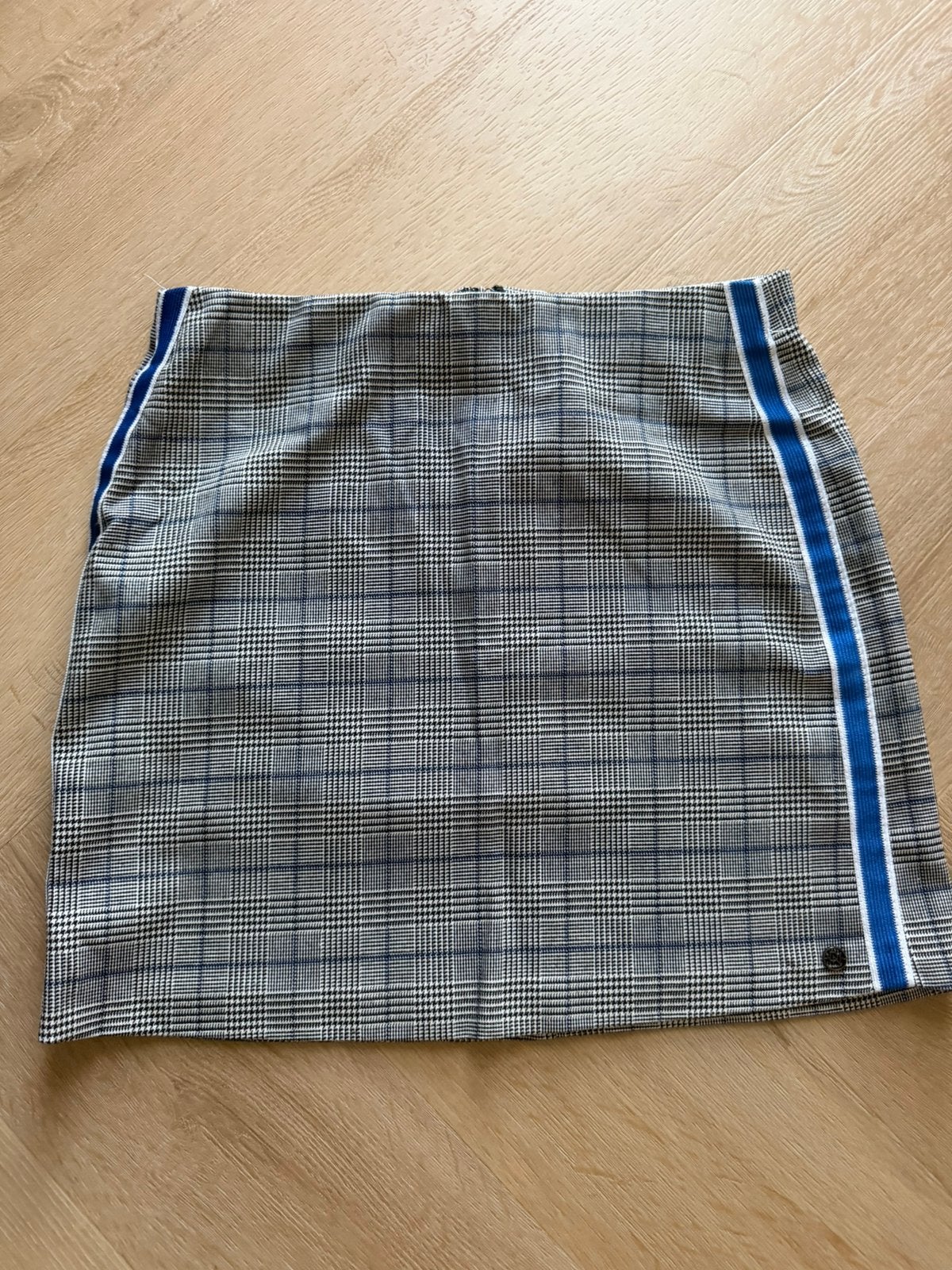 Grijs geruit rokje maat xs, Kleding | Dames, Blauw, Ophalen of Verzenden, Zo goed als nieuw, Maat 34 (XS) of kleiner