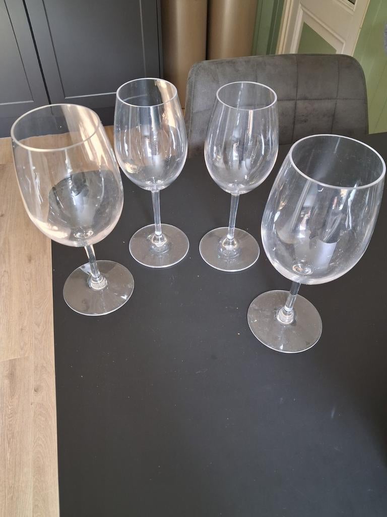 Set kunststof wijnglazen, Caravans en Kamperen, Kampeeraccessoires, Ophalen of Verzenden