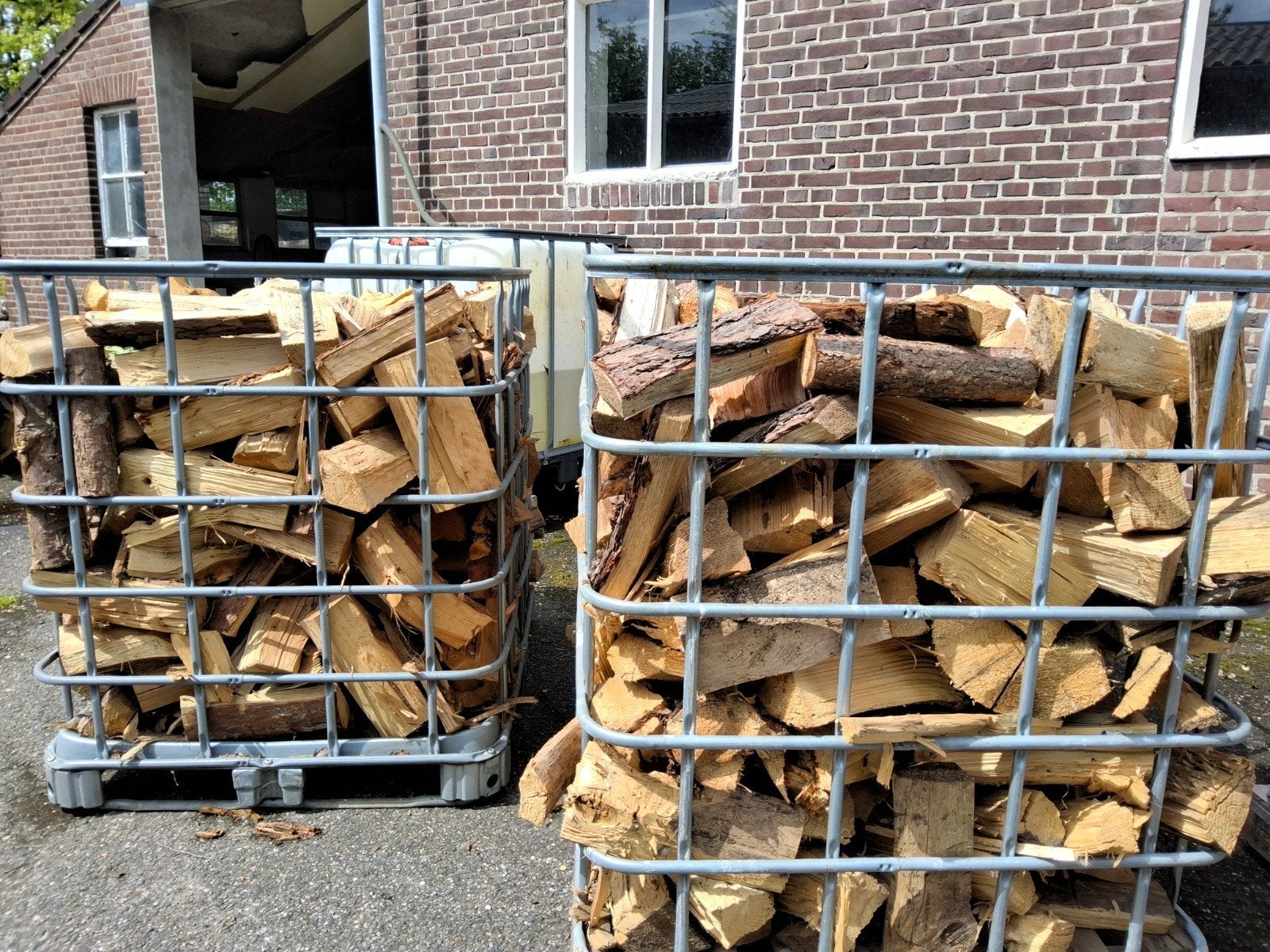 te koop dennenhout droog ., Minder dan 3 m³, Ophalen