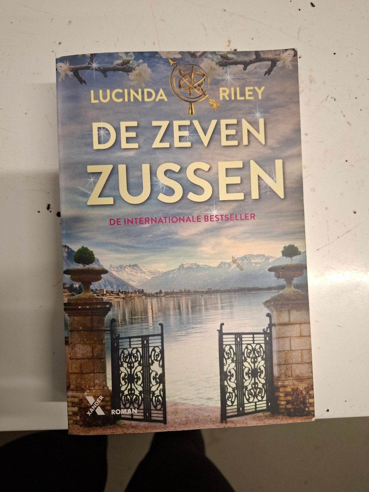 Boek: De zeven zussen, Ophalen of Verzenden