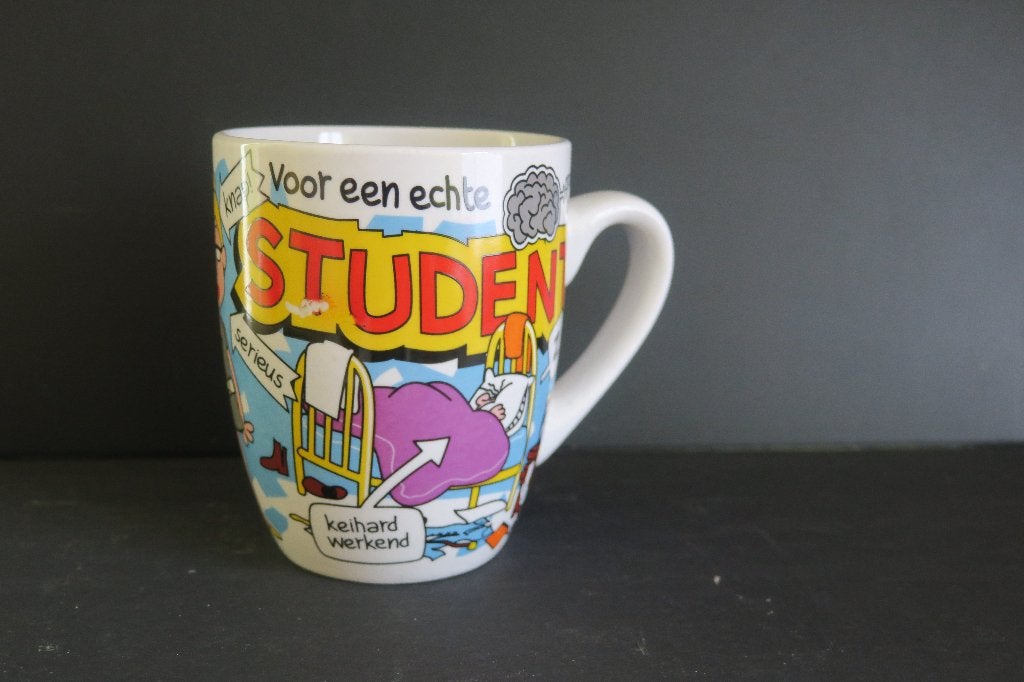 Nieuwe beker met grappige opdruk Voor (aankomende) student, Ophalen of Verzenden, Nieuw, Overige stijlen, Kop(pen) en/of Schotel(s)