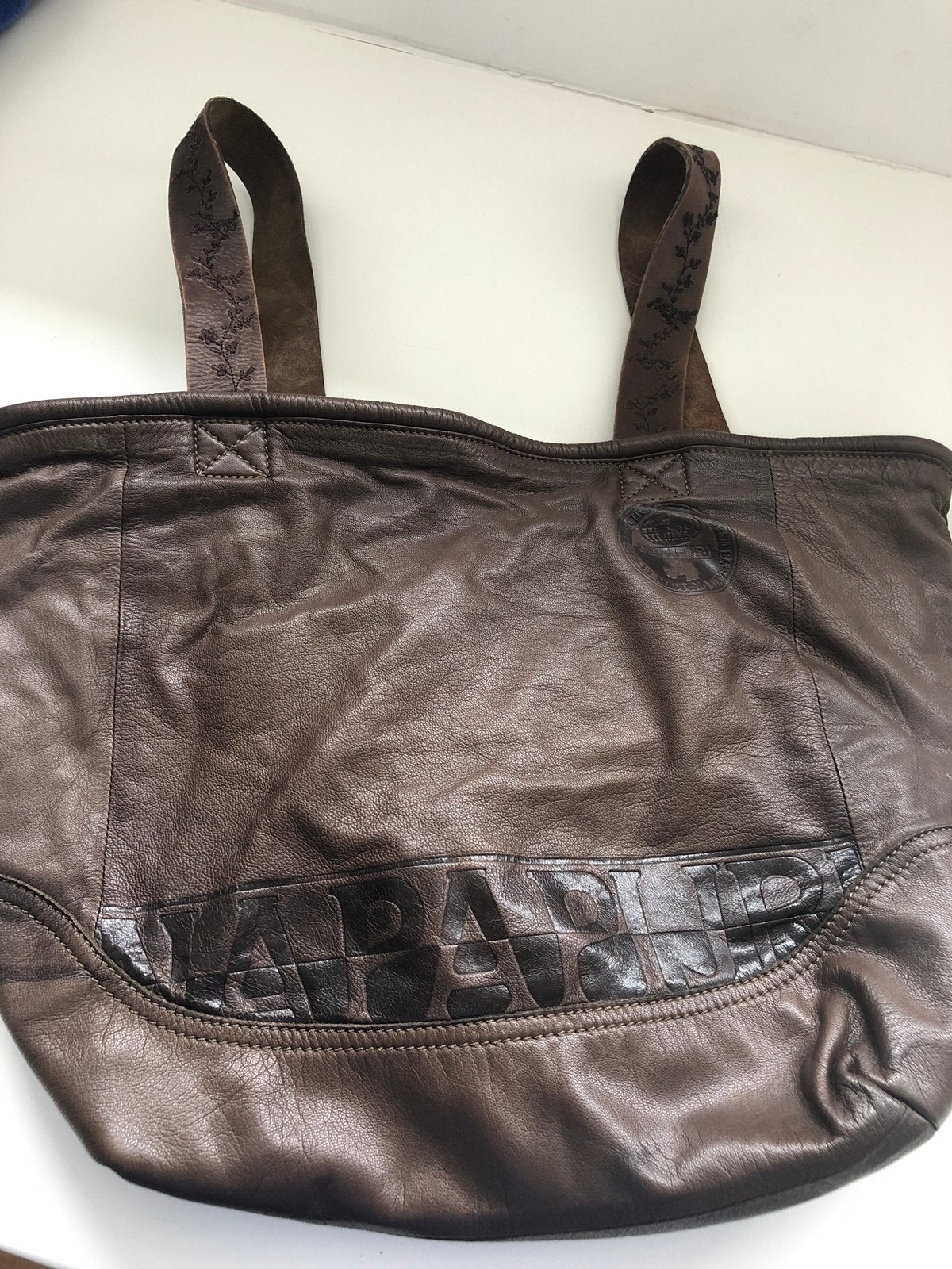 Napapijri bruine leren tas met vakken, Ophalen of Verzenden, Zo goed als nieuw, Bruin, Schoudertasje