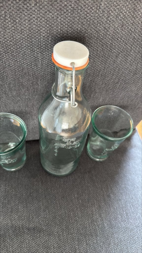 Te koop: waterfles met 2 glazen van Jamie Oliver, Overige typen, Ophalen, Zo goed als nieuw, Glas