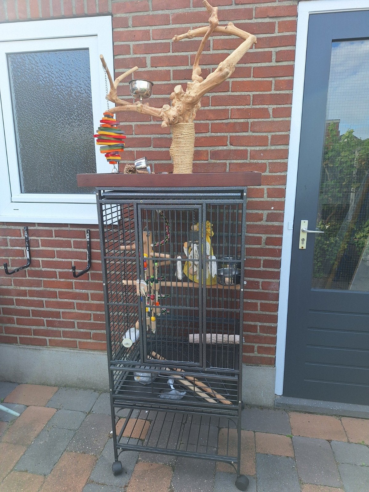 Te Koop STRONG papegaaienkooi, Ophalen, Zo goed als nieuw, Metaal, Vogelkooi