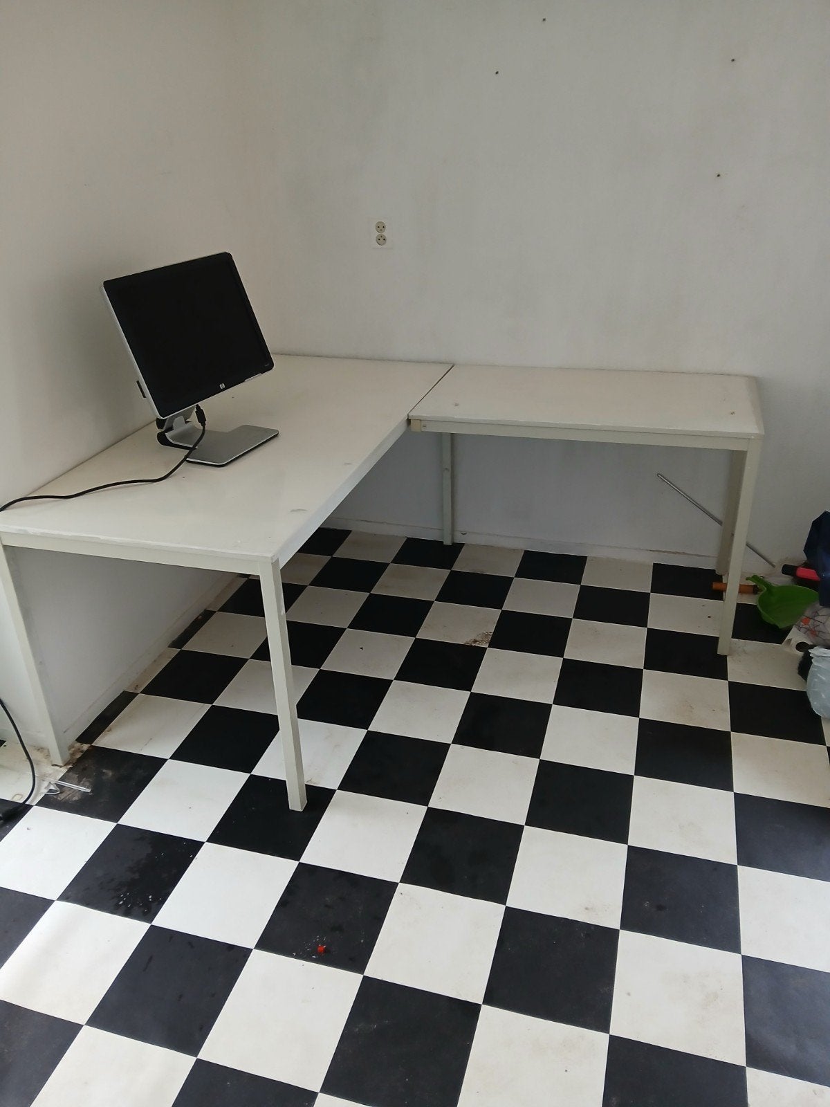 Hoekbureau wit Gratis, Huis en Inrichting, Bureaus, Ophalen of Verzenden, Gebruikt
