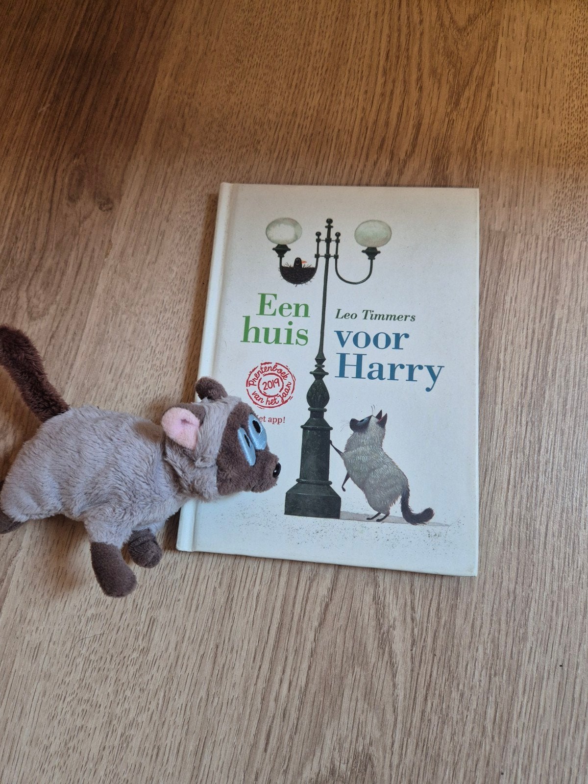 Een huis voor Harry vingerpopje + boekje, Boeken, Ophalen of Verzenden