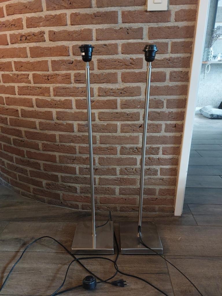 2 vloerlampen.  Staande lamp. Tafellamp., Huis en Inrichting, Ophalen, 150 tot 200 cm