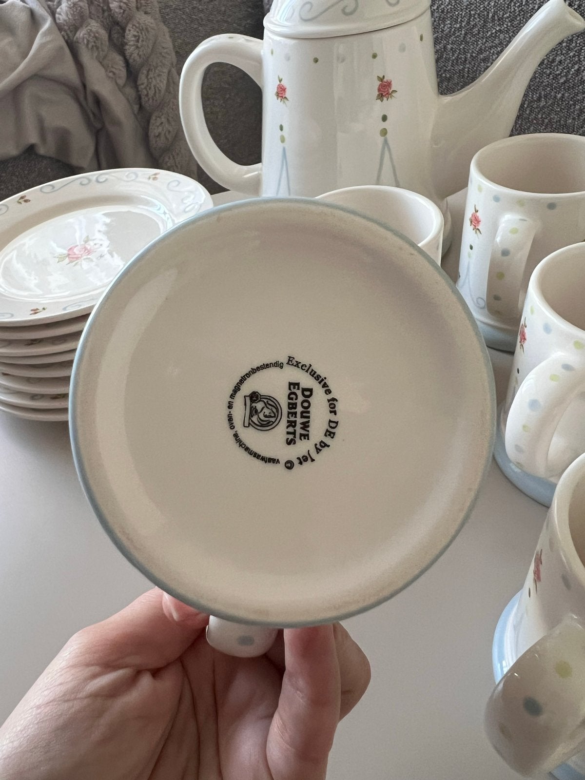 Douwe Egberts Exclusief Theeservies - Zo goed als nieuw, Overige merken, Verzenden, Keramiek, Zo goed als nieuw