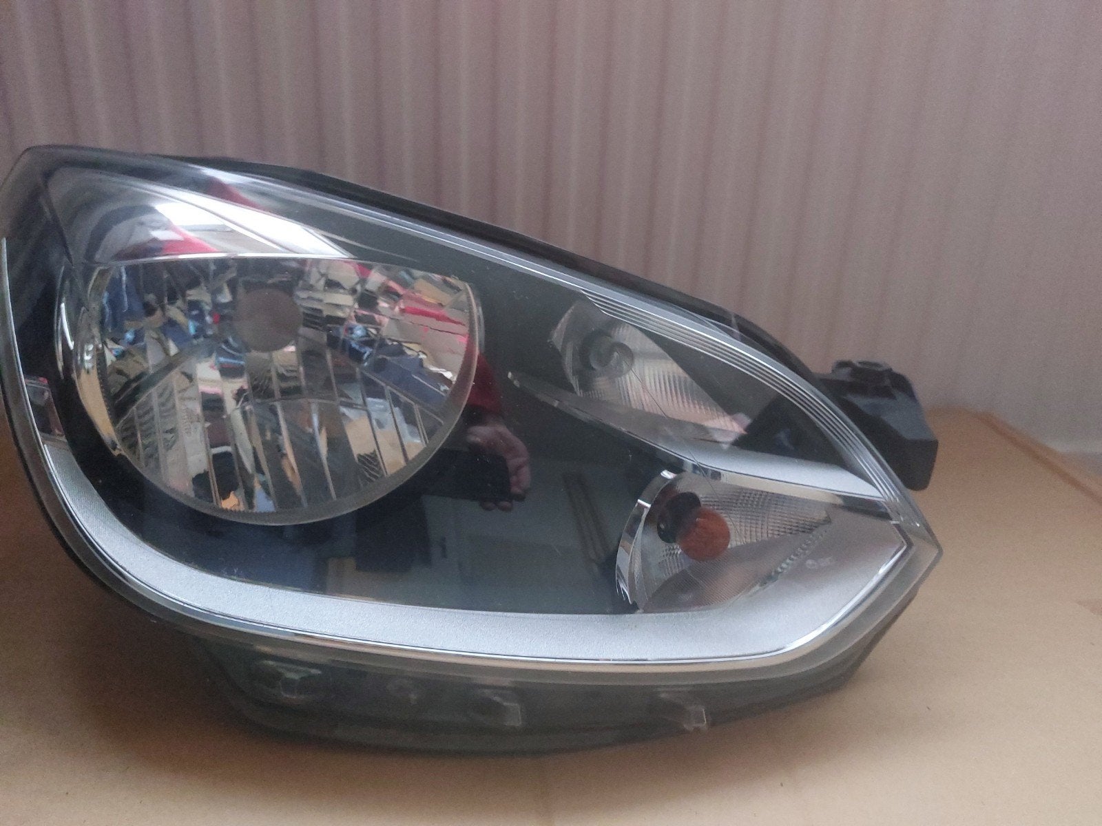 Hella koplamp  vw up, Ophalen of Verzenden, Volkswagen
