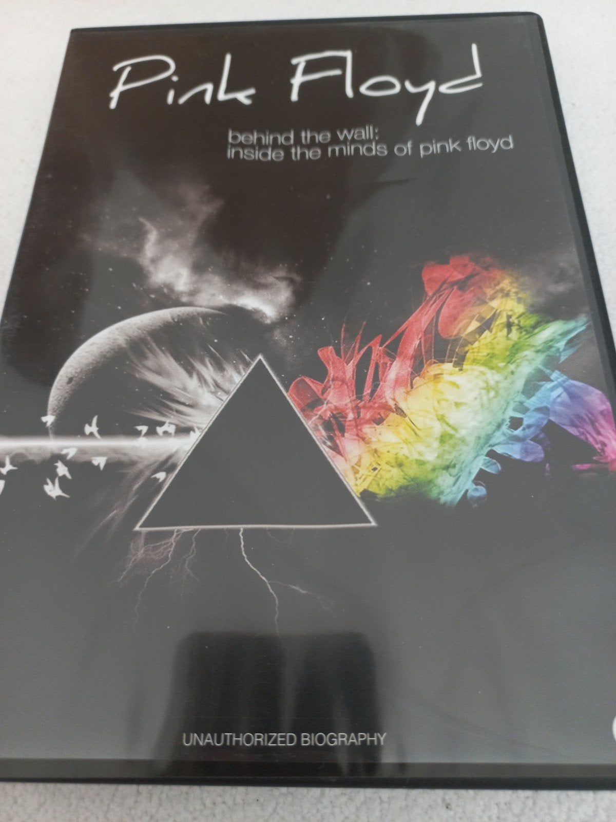 Pink Floyd: Behind the Wall - Inside the Minds of Pink Floyd, Engels, Nederlands, Ophalen of Verzenden, Zo goed als nieuw