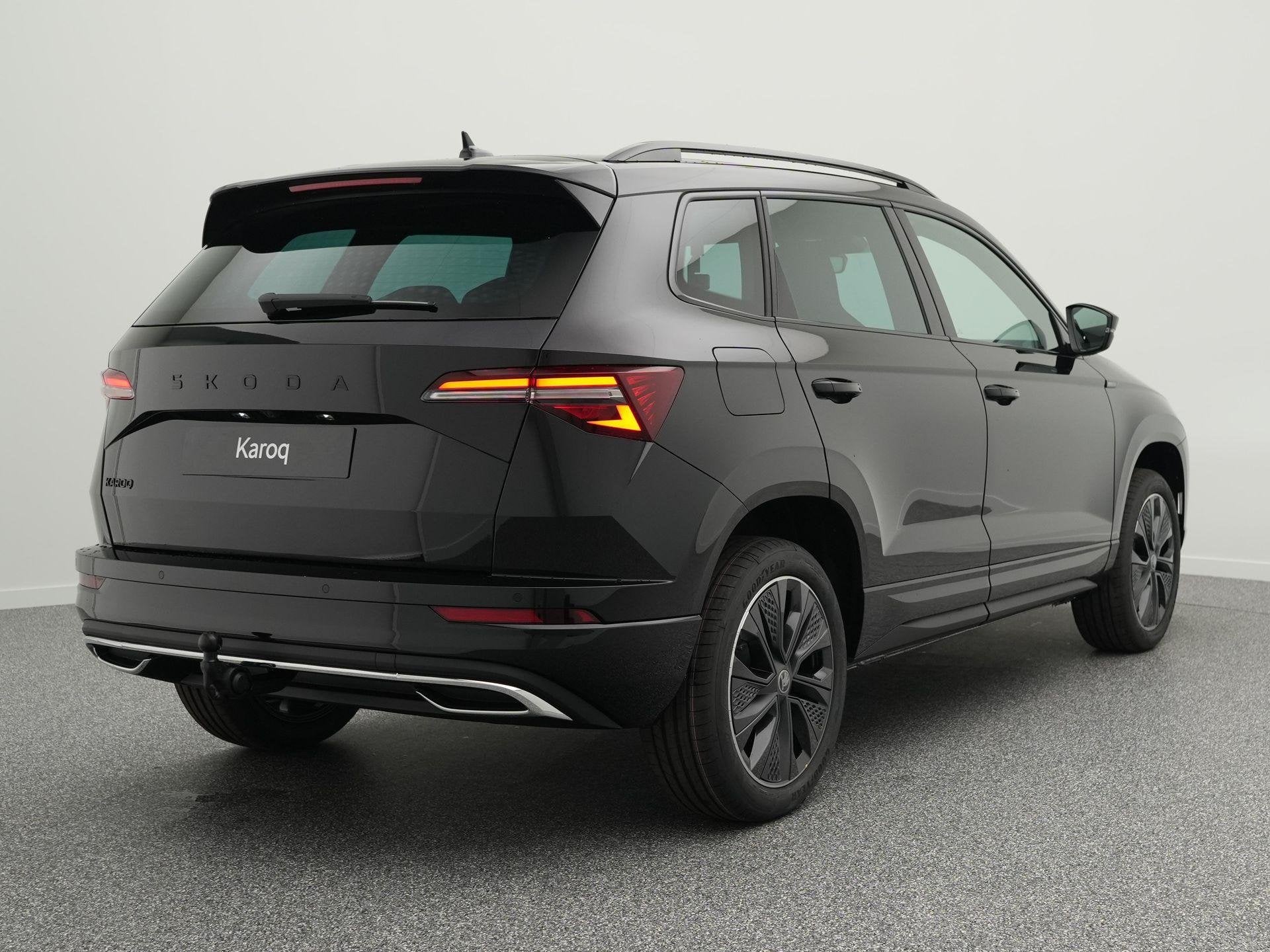 Skoda Karoq Sportline Ultimate 1.5 TSI DSG | Trekhaak | Elek, Auto's, Automatische klimaatregeling, Stof, 1498 cc, Euro 6