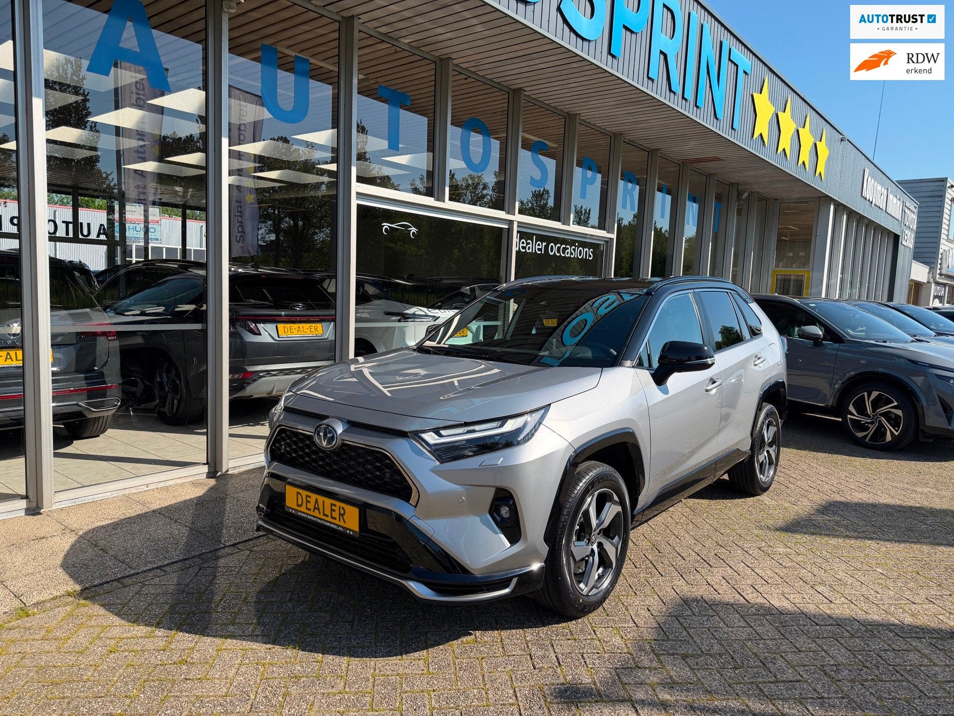 Toyota RAV4 2.5 Plug-in Hybrid AWD 300 Dynamic 306 PK DIREKT, Automaat, Gebruikt, Zwart, 4 cilinders
