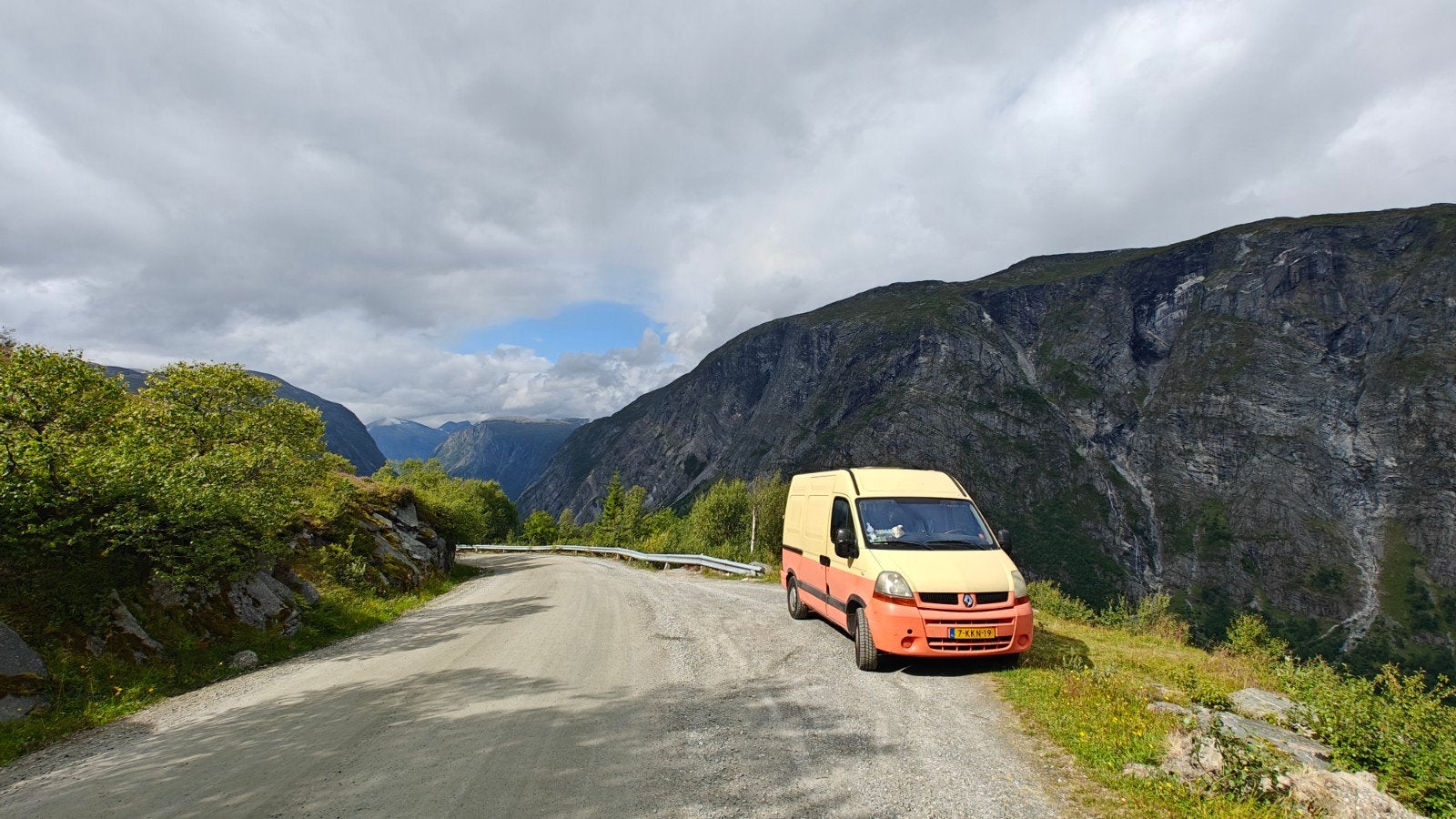 Sfeervolle Renault Master Campervan, Caravans en Kamperen, Campers, Overige merken, Reservewiel, Tot en met 2, Particulier