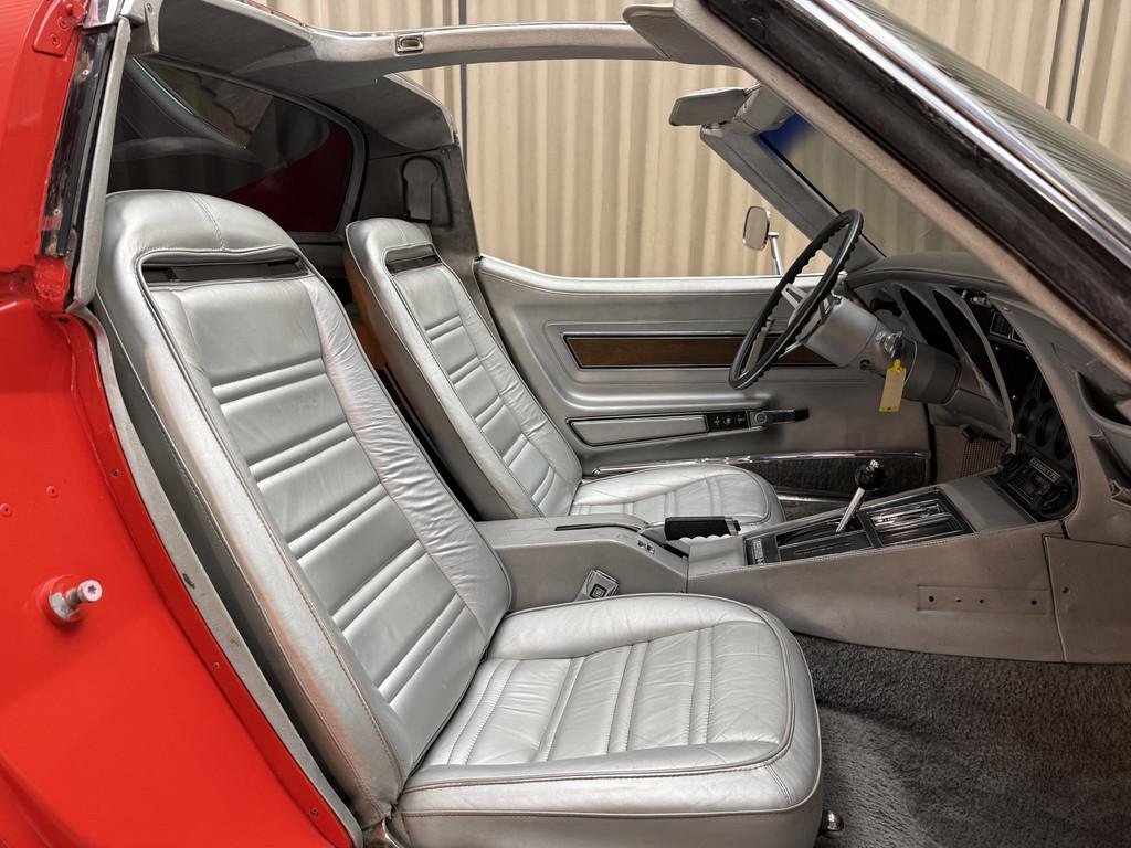 Chevrolet Corvette *NL / EU-Kenteken* C3 Targa / 5,7L V8 195, Automaat, 194 pk, Overige kleuren, Leder