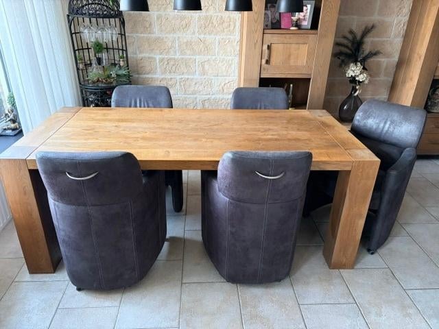 eethoek met stoelen, Ophalen, Robust houtentafel met 5 kuipstoelen, Gebruikt, Eikenhout