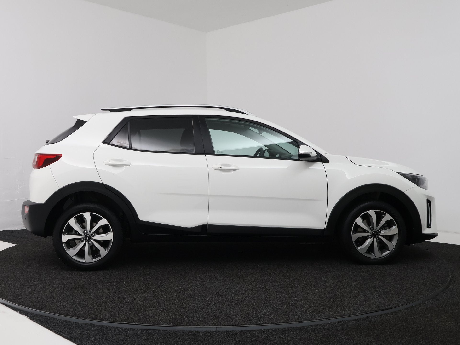 Kia Stonic 1.0 T-GDi MHEV DynamicPlusLine AUTOMAAT | Camera, Auto's, Gebruikt, Origineel Nederlands, Bedrijf, Kia Top Selectie