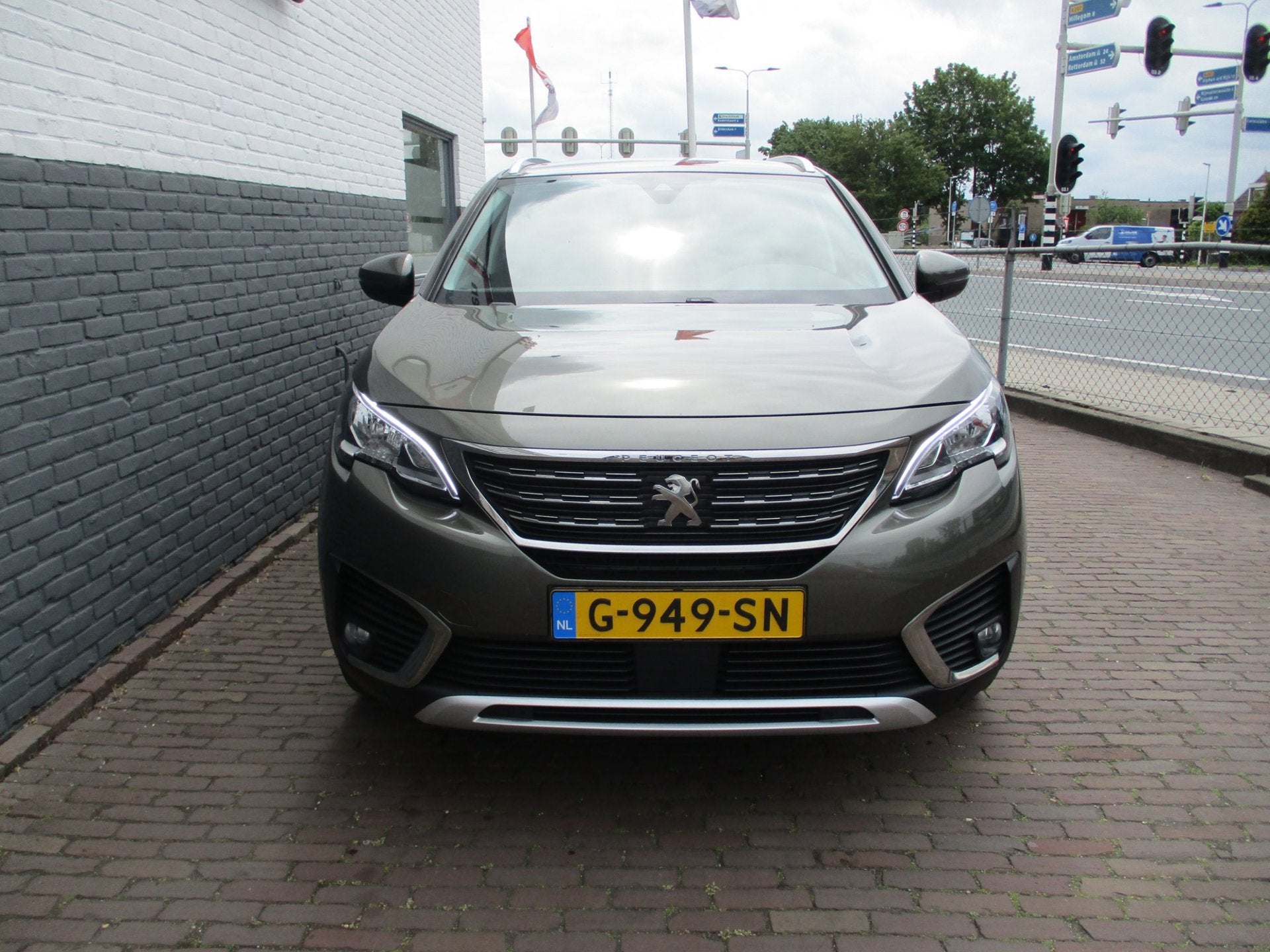 Peugeot 5008 1.2 PureTech Allure, Auto's, Gebruikt, Euro 6, 1199 cc, 7 stoelen