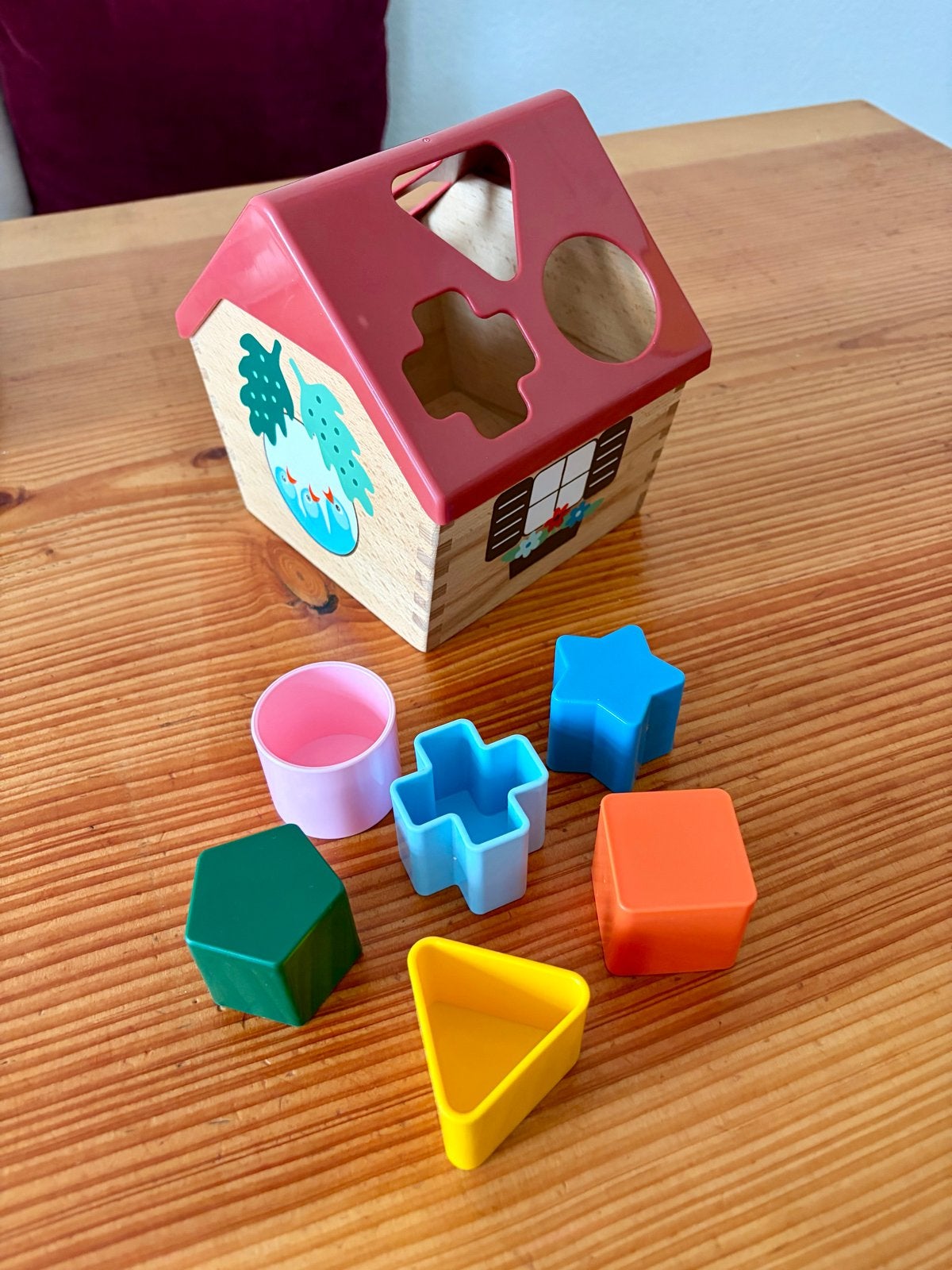 Houten vormenstoof huisje met gekleurde blokken, Ophalen of Verzenden, Zo goed als nieuw, Overige typen