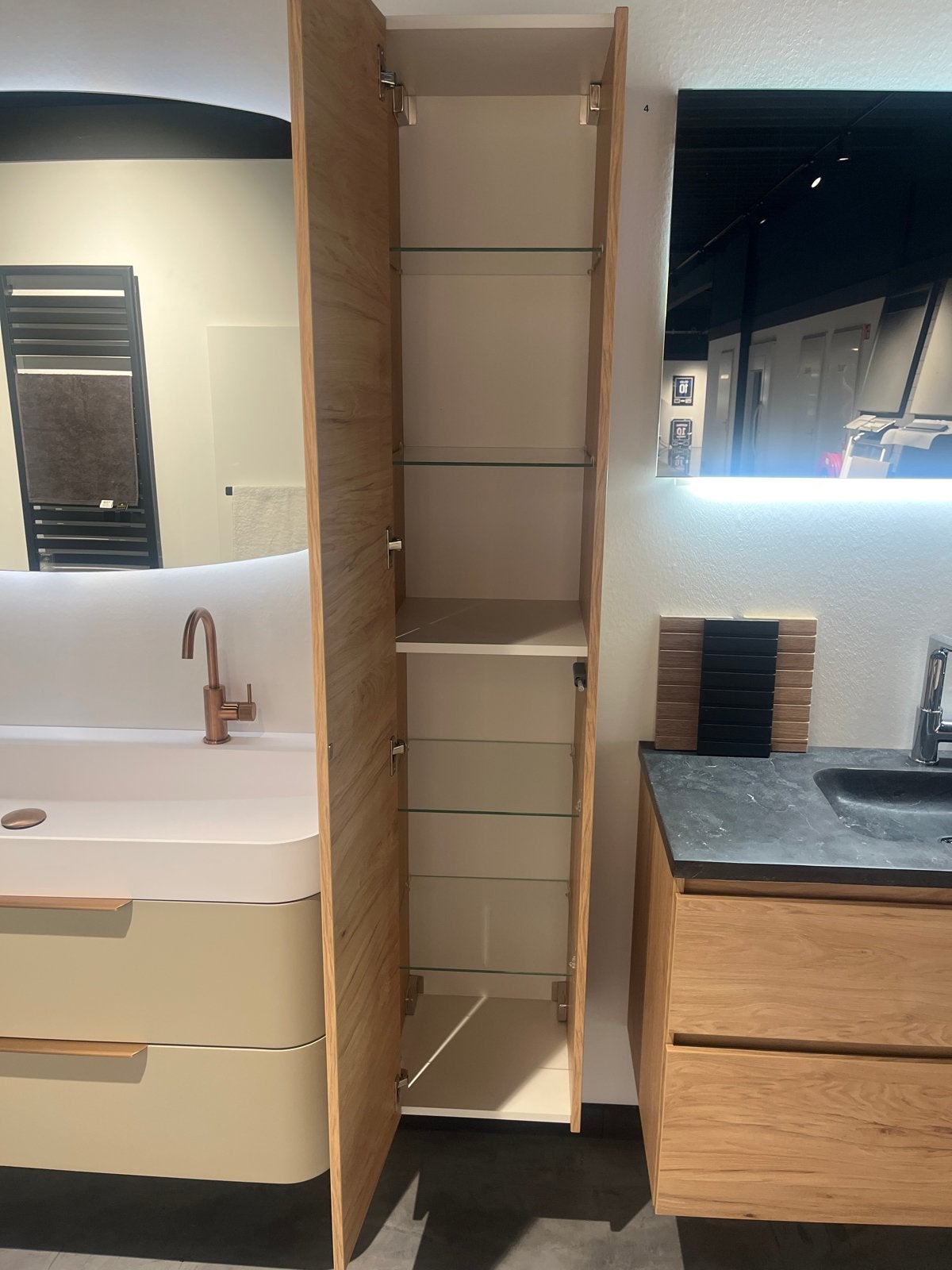 Hoge badkamerkast Proline (Sanibell) IDeal pak 169x35x37, Huis en Inrichting, Badkamer | Badkamermeubels, Ophalen, (Half)hoge kast