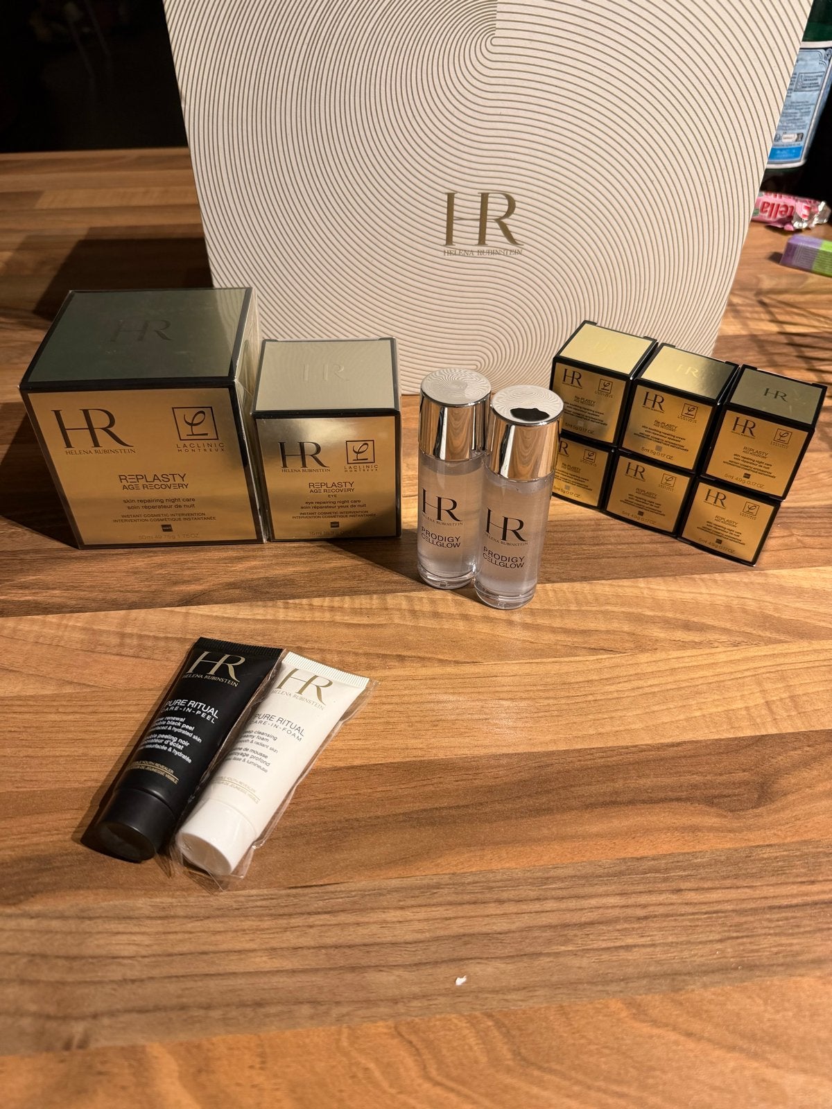 Helena Rubinstein Skincare Set - Nieuw in doos, Ophalen of Verzenden, Nieuw, Gehele gezicht, Verzorging
