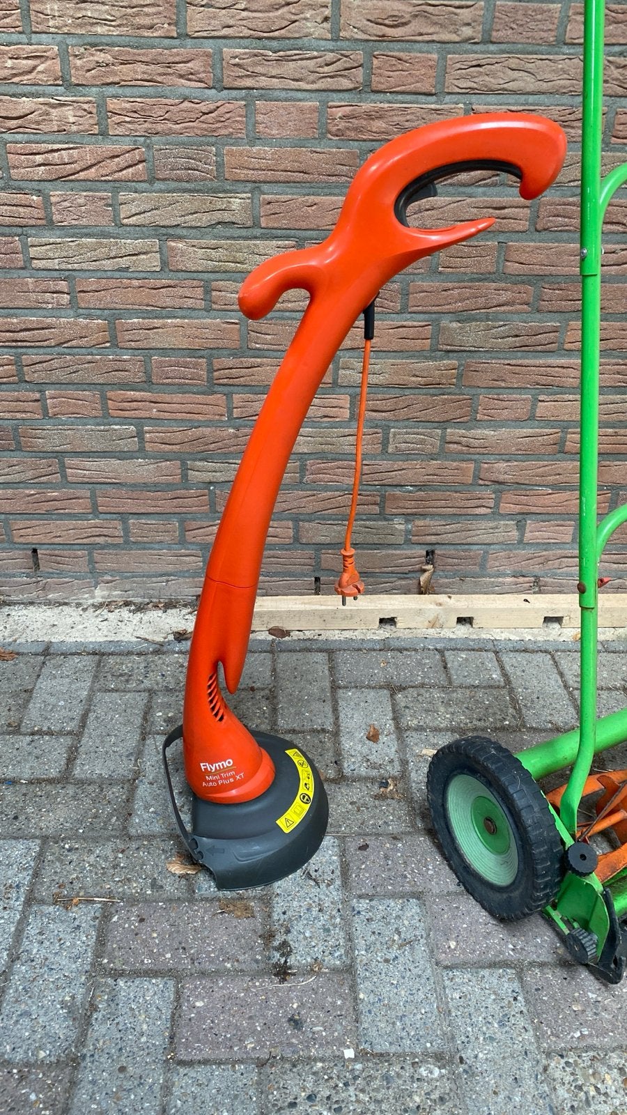Flymo Mini Trim Auto Plus XT Grastrimmer, Tuin en Terras, Grastrimmers, Gebruikt, Elektrisch, 10 tot 30 cm, Ophalen