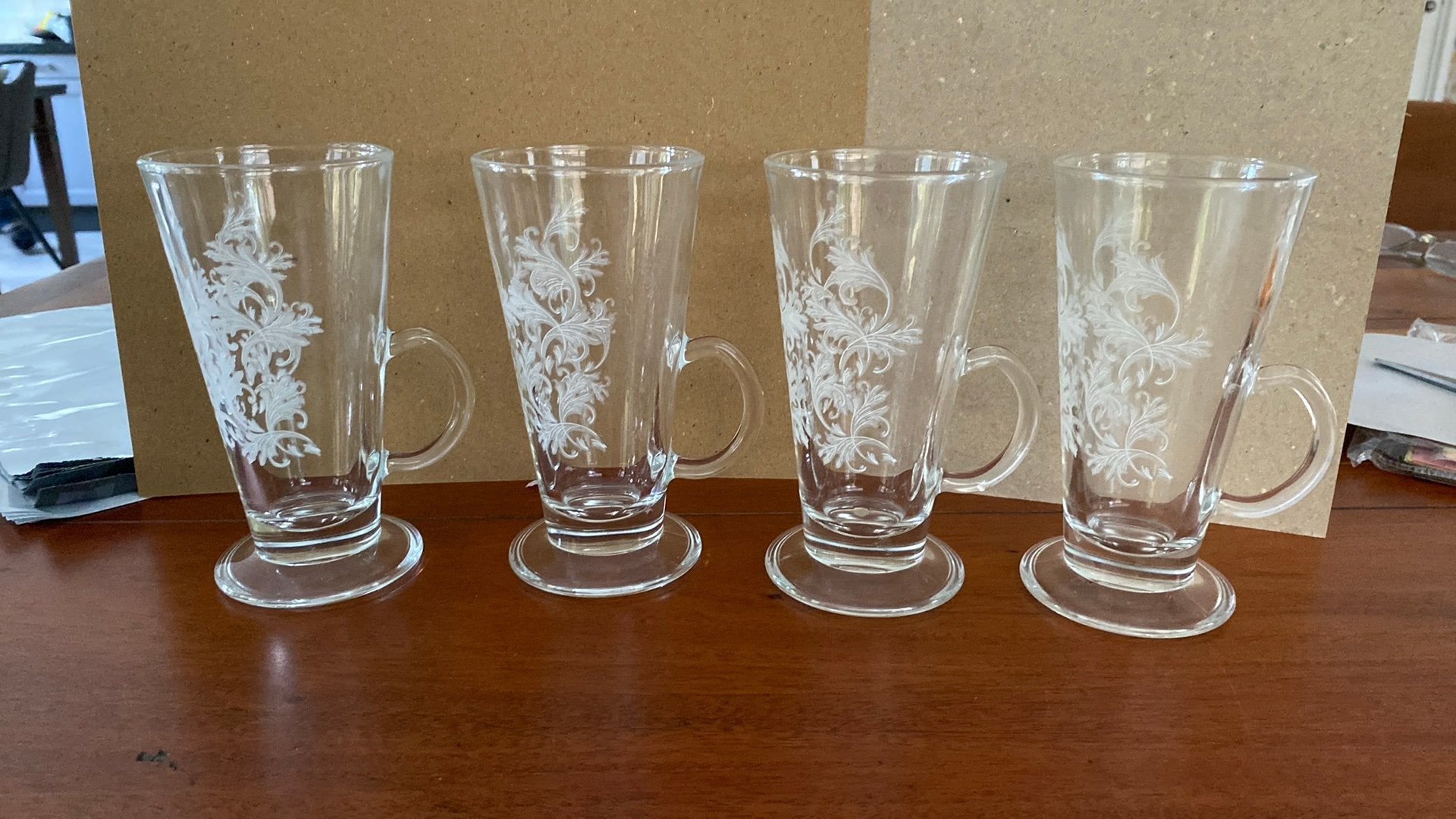 3 gegraveerde thee of coffee glazen, Antiek en Kunst, Ophalen of Verzenden
