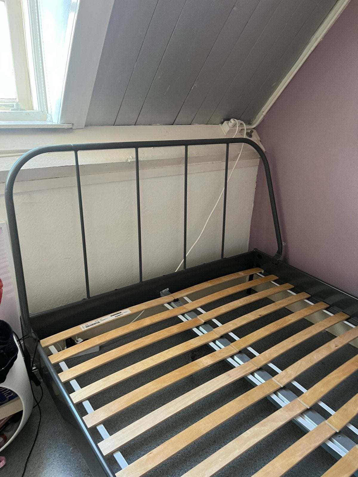 Ikea bed 140x200, Huis en Inrichting, Ophalen, 140 cm, Zo goed als nieuw, Twijfelaar