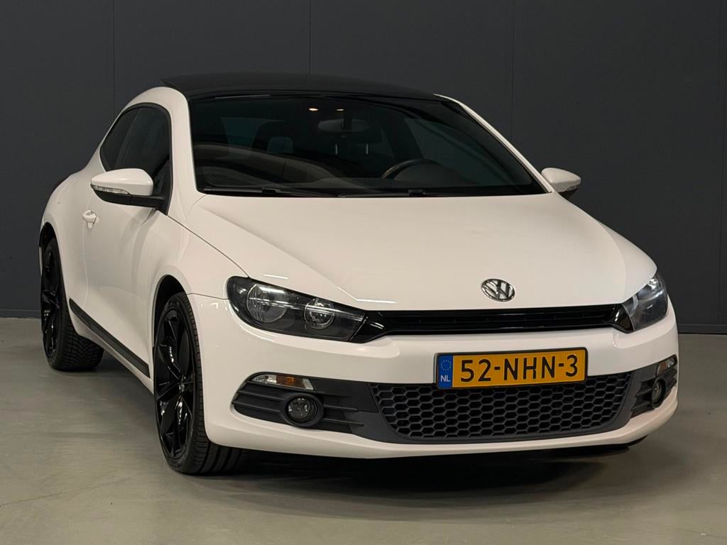 Volkswagen Scirocco 1.4 TSI Highline Plus AUTOMAAT PANO/LEDE, Euro 5, Gebruikt, Zwart, 4 cilinders